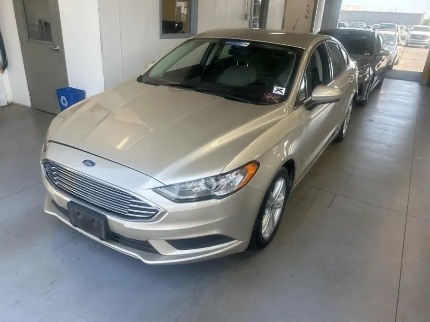 2018 Ford Fusion Hybrid S photo 1