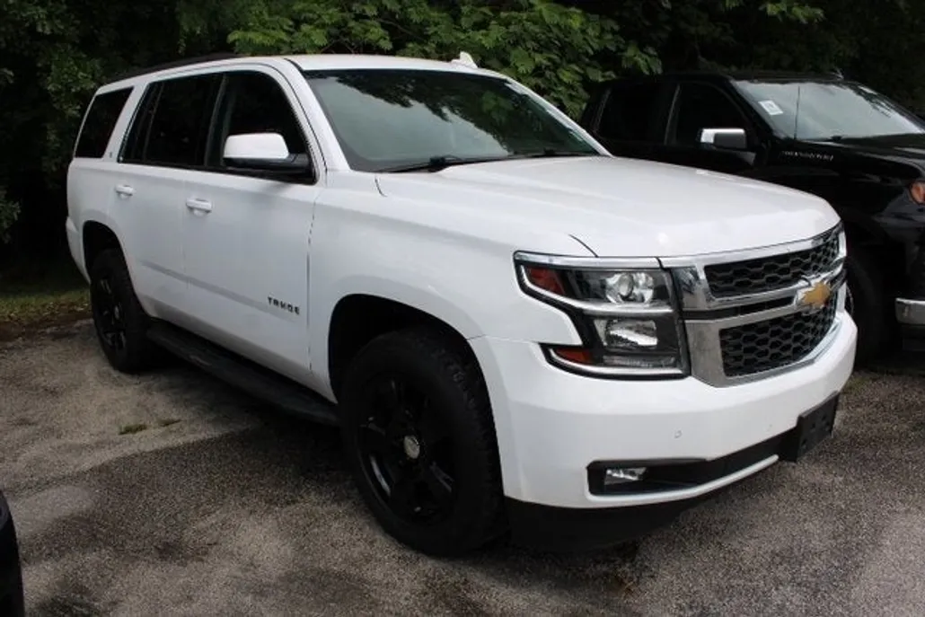 2019 Chevrolet Tahoe LT photo 1