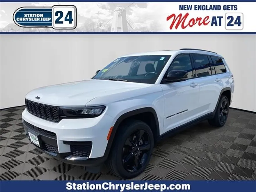 2021 Jeep Grand Cherokee Altitude photo 1
