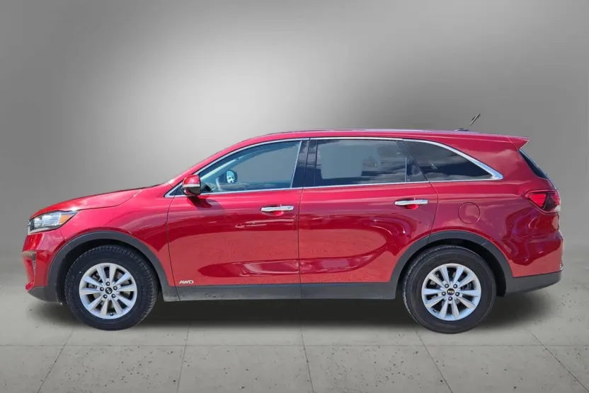 2020 Kia Sorento LX photo 1