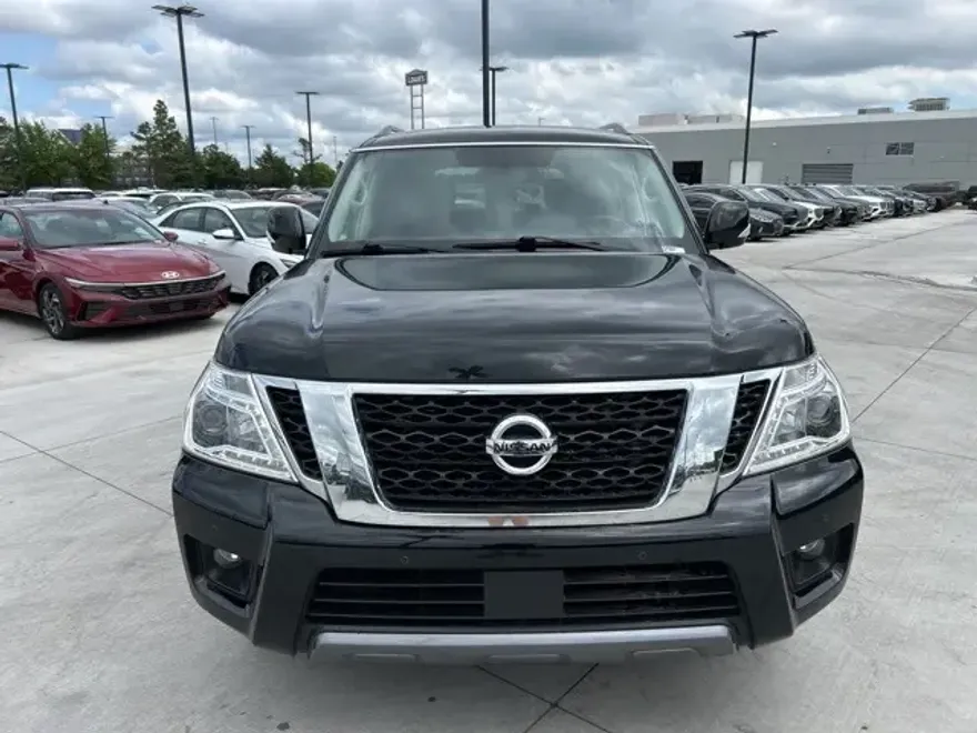 2020 Nissan Armada SV photo 1