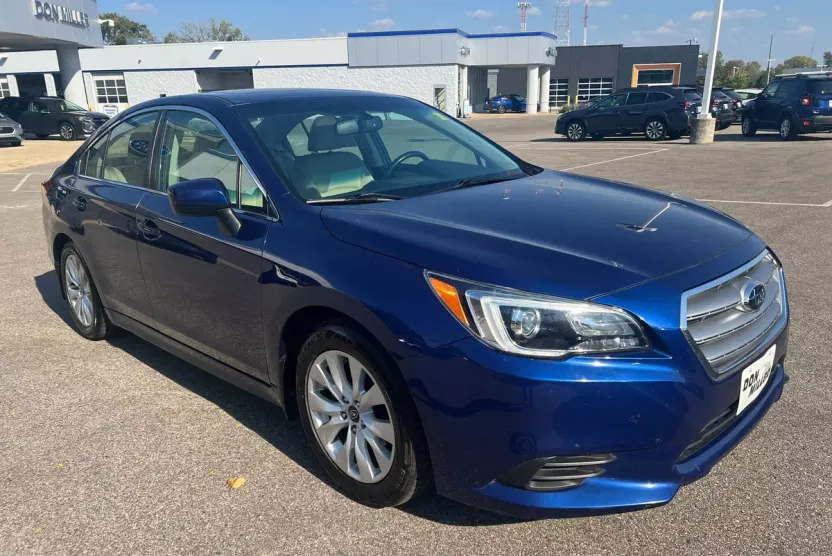 2015 Subaru Legacy 2.5i Premium photo 1