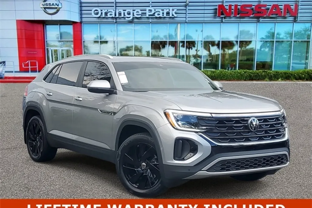 2025 Volkswagen Atlas Cross Sport SE Technology photo 1