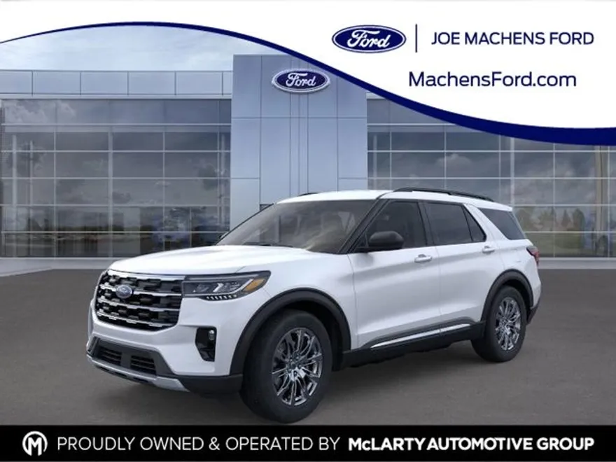 2025 Ford Explorer photo 1