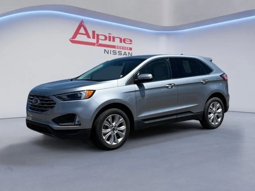 2022 Ford Edge Titanium photo 1