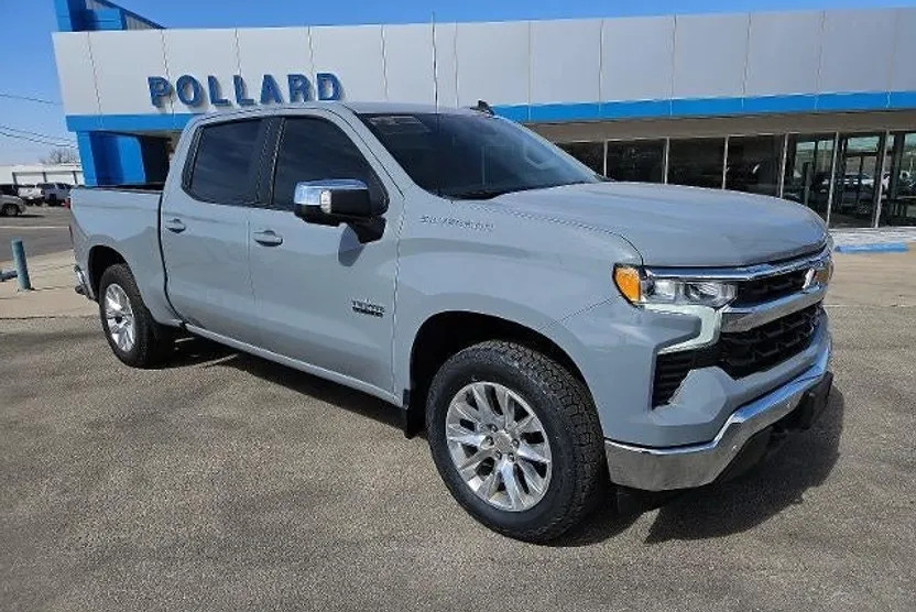 2024 Chevrolet Silverado 1500 LT photo 1