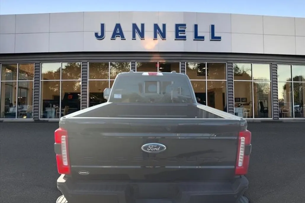 2025 Ford F-250 XL photo 1