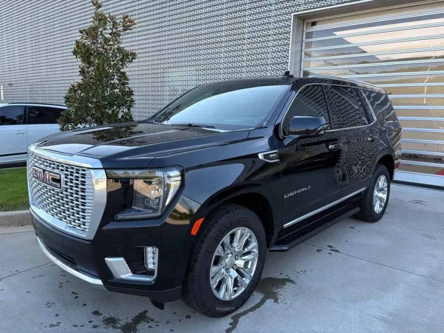 2024 Gmc Yukon Denali photo 1