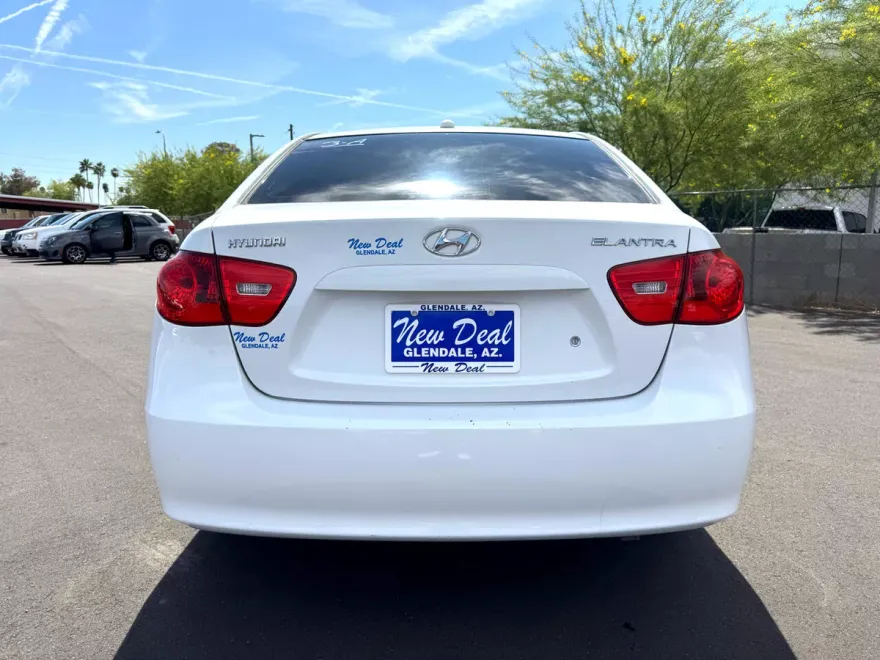 2009 Hyundai Elantra GLS photo 1