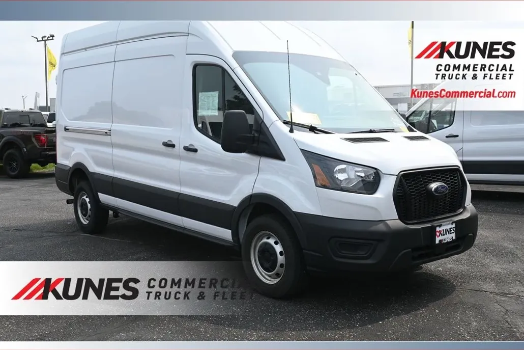 2023 Ford Transit Cargo Van photo 1