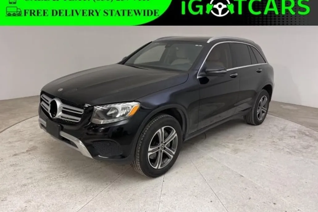2017 Mercedes Benz GLC 300 photo 1