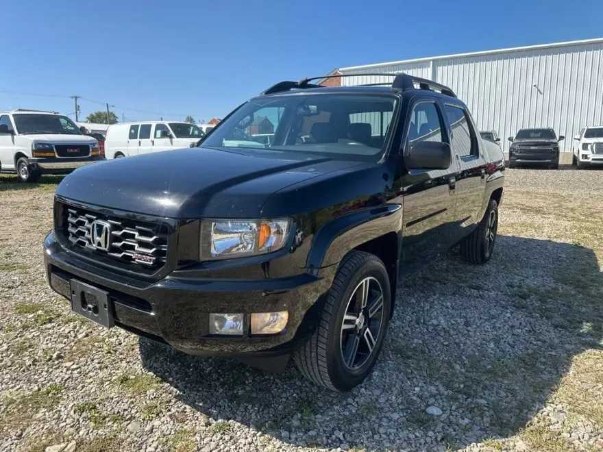 2013 Honda Ridgeline Sport photo 1