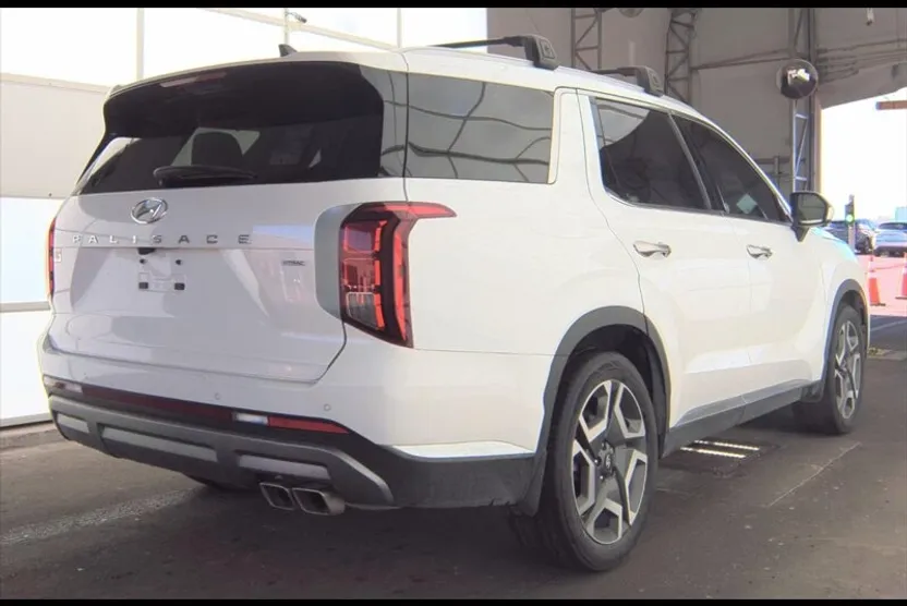 2023 Hyundai Palisade Limited photo 1