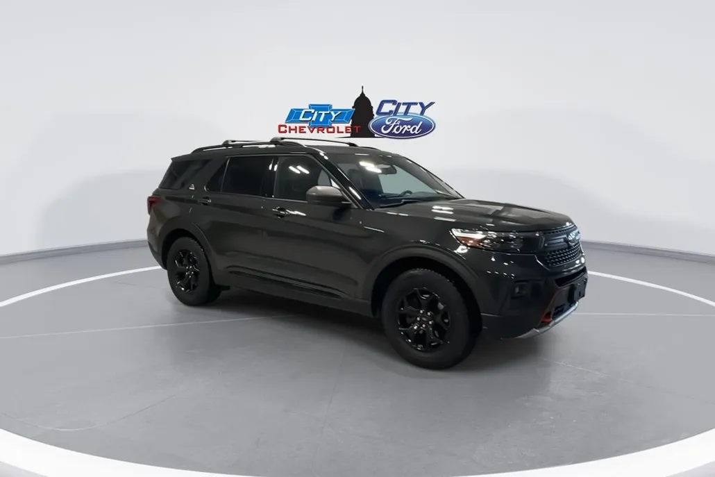 2021 Ford Explorer Timberline photo 1
