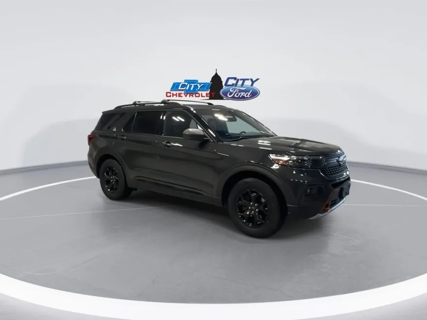 2021 Ford Explorer Timberline photo 1