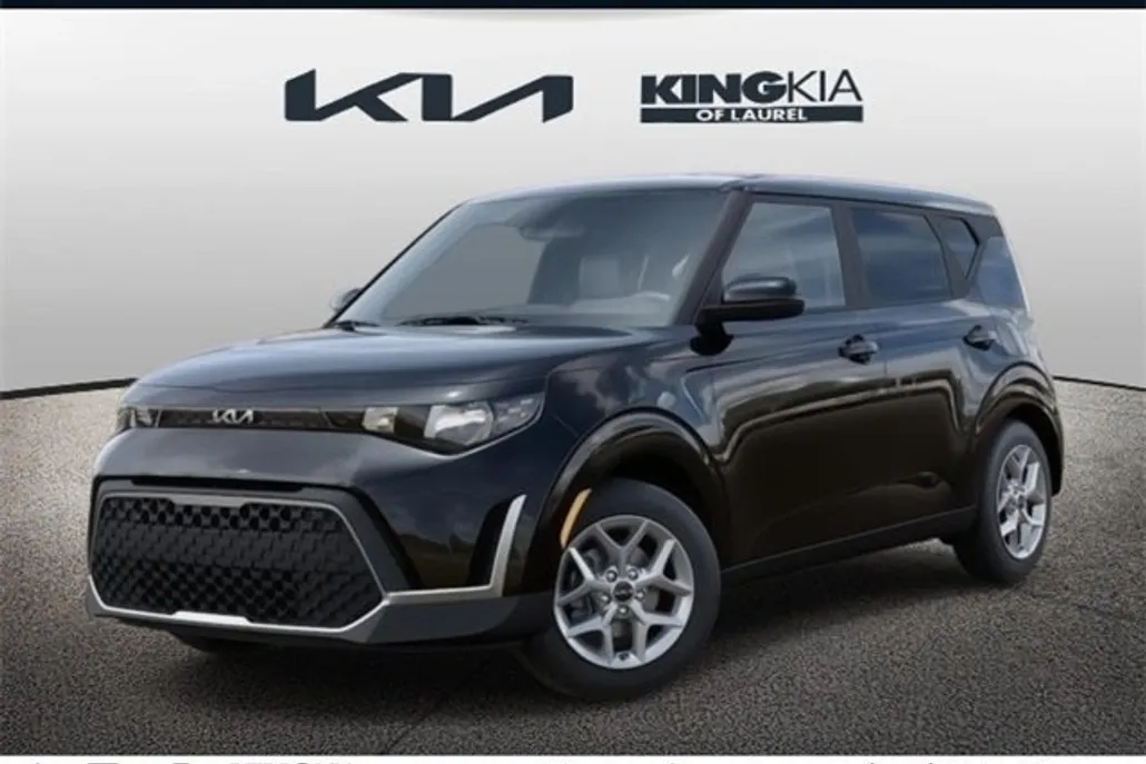 2025 Kia Soul LX photo 1