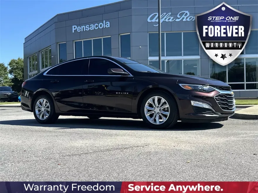 2021 Chevrolet Malibu 1LT photo 1