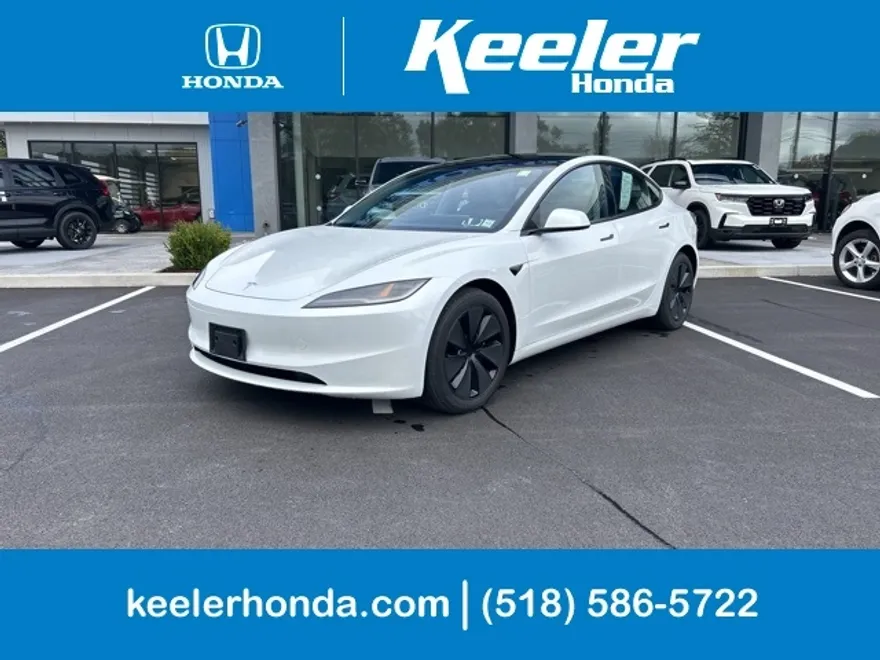 2025 Tesla Model 3 Long Range photo 1