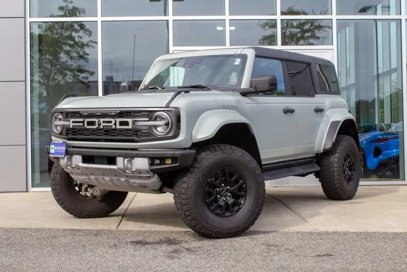 2023 Ford Bronco Raptor photo 1