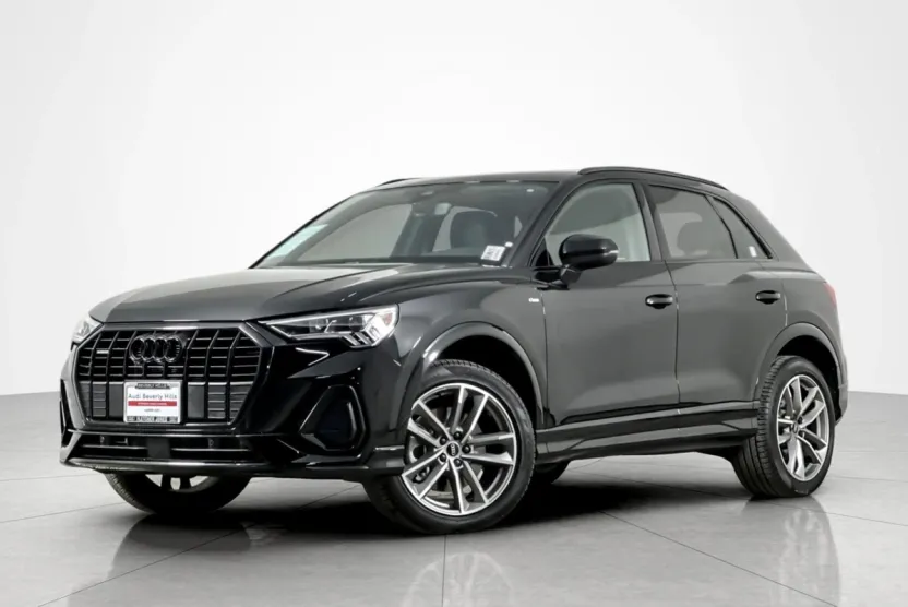 2025 Audi Q3 S line Premium 45 TFSI photo 1