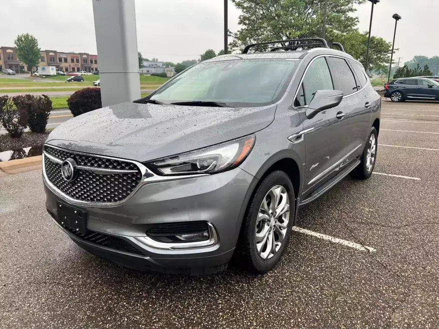2021 Buick Enclave Avenir photo 1