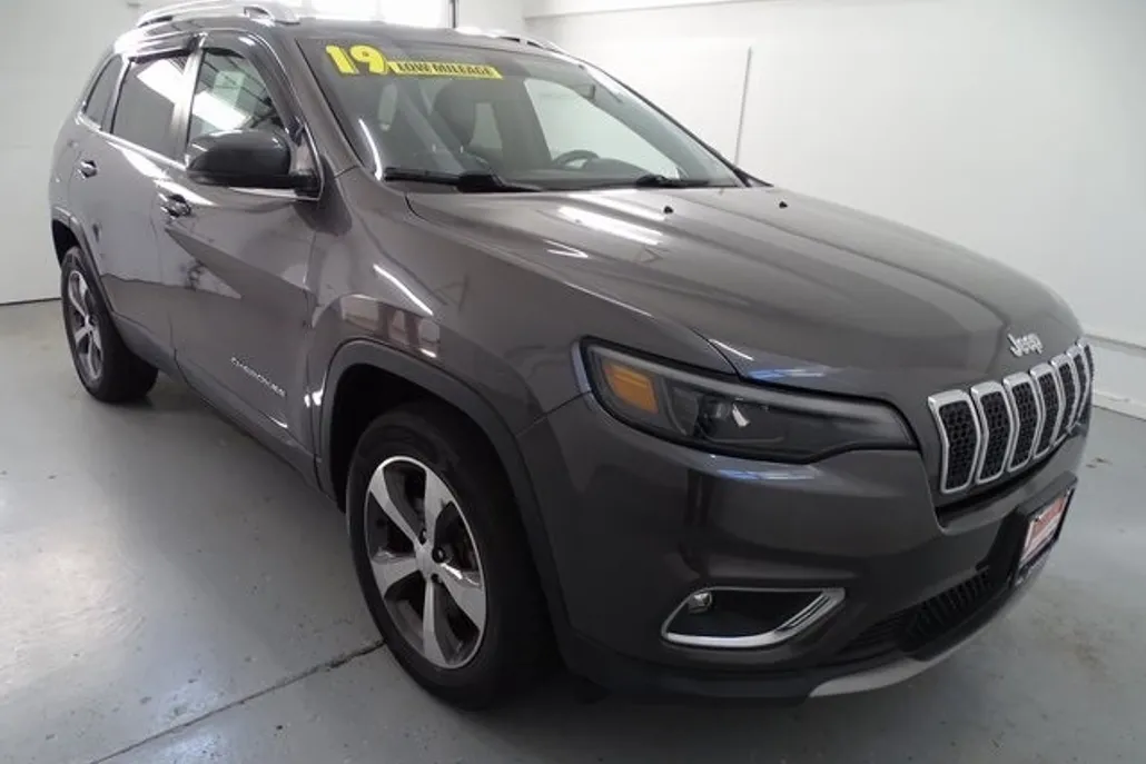 2019 Jeep Cherokee Limited photo 1