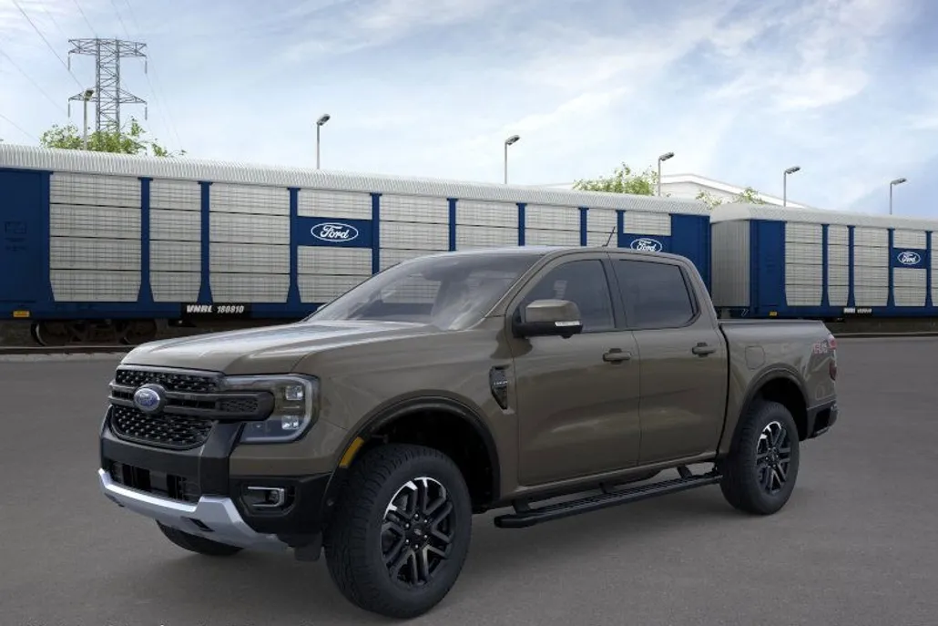 2025 Ford Ranger Lariat photo 1