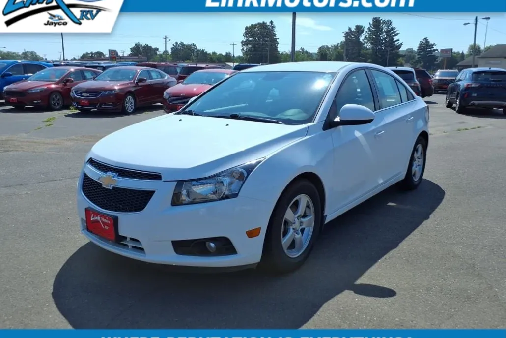 2014 Chevrolet Cruze photo 1