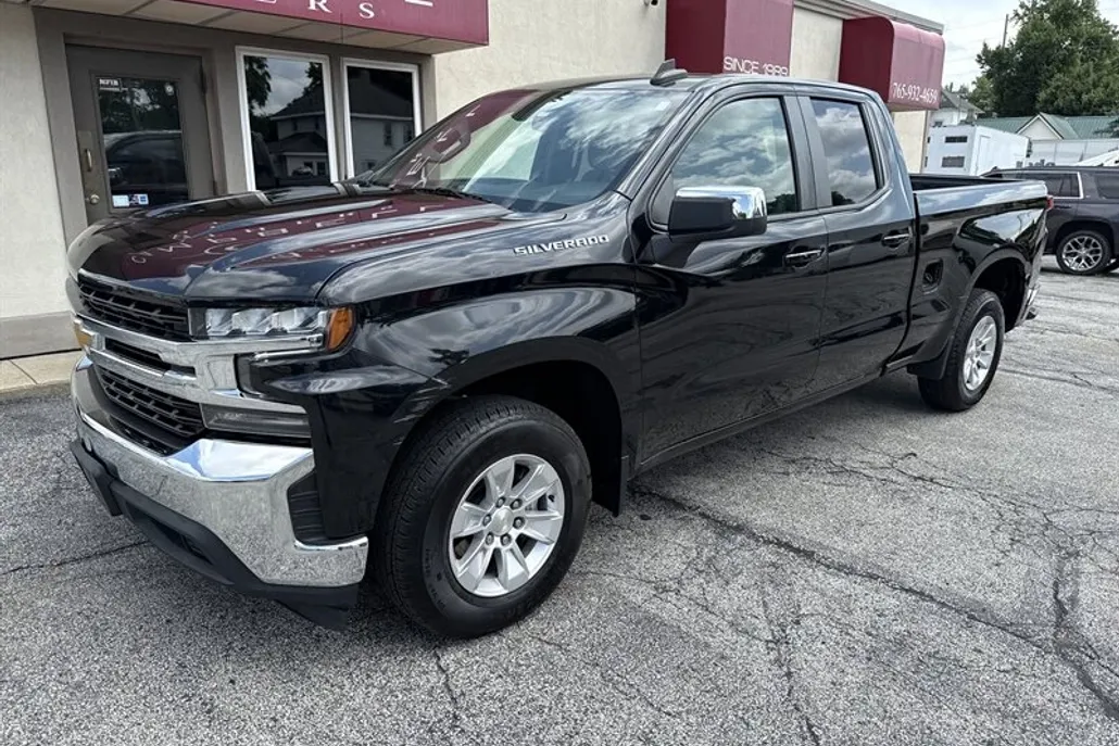 2021 Chevrolet Silverado 1500 LT photo 1