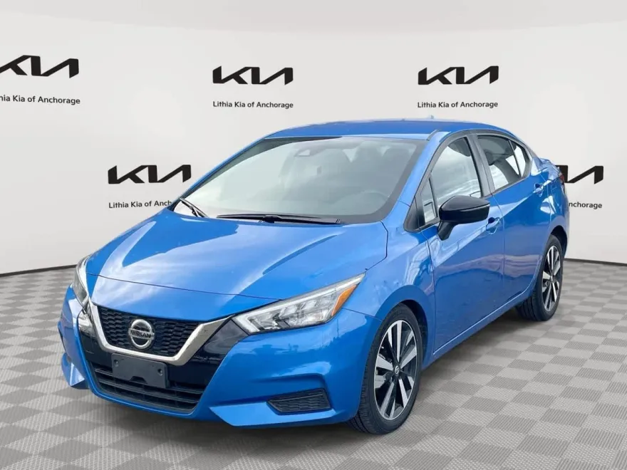 2022 Nissan Versa 1.6 SR photo 1