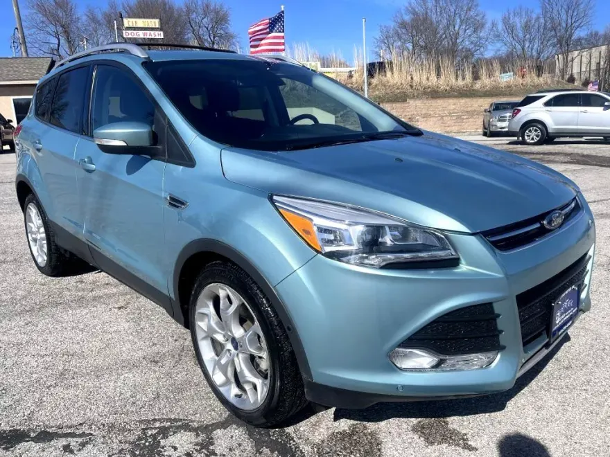 2013 Ford Escape Titanium photo 1