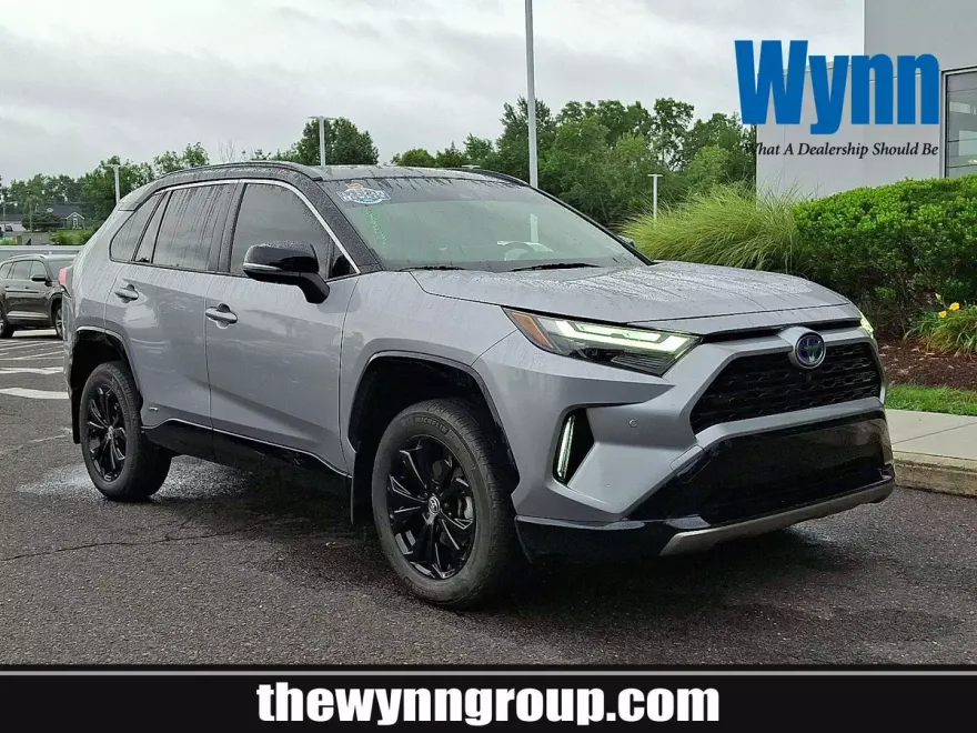 2024 Toyota RAV4 Hybrid XSE photo 1