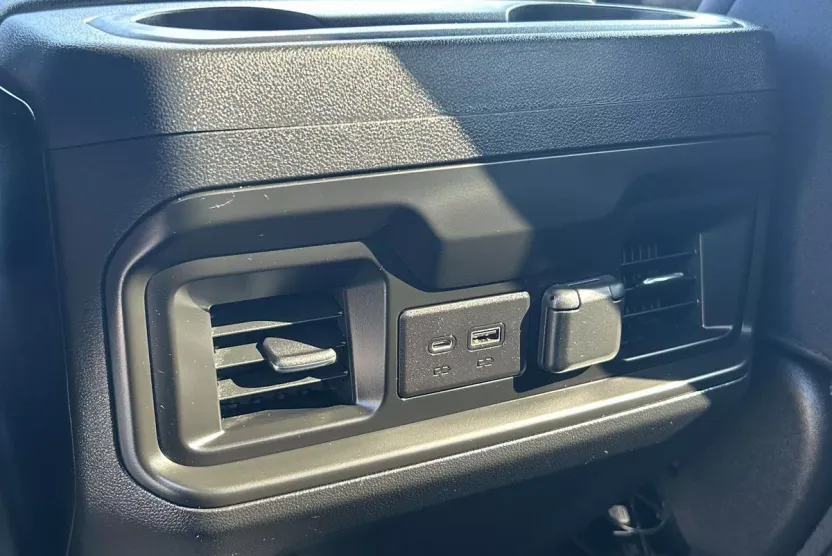 2021 Chevrolet Silverado 1500 RST photo 1