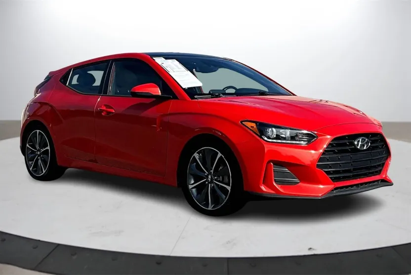 2019 Hyundai Veloster 2.0L Premium photo 1