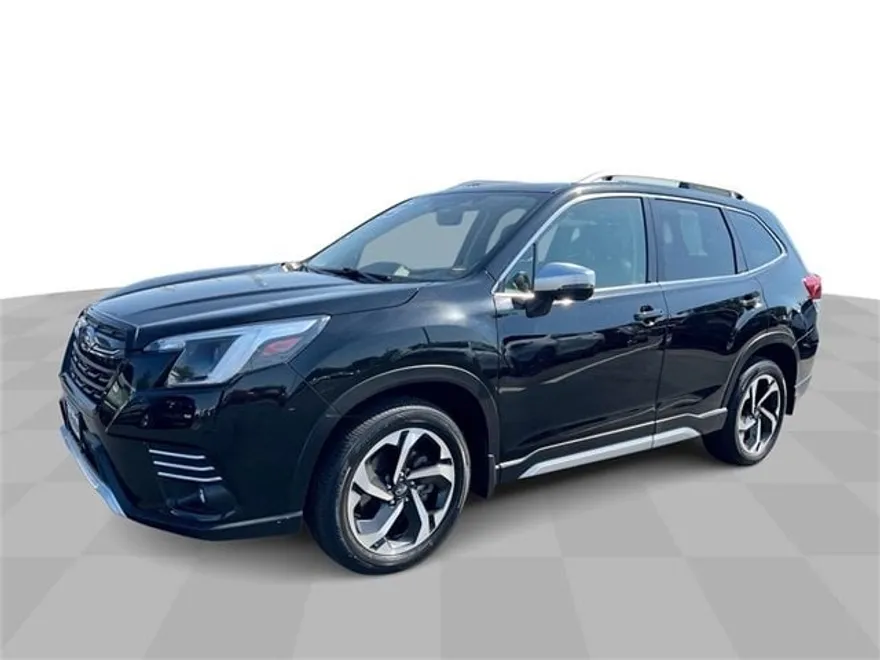 2022 Subaru Forester Touring photo 1