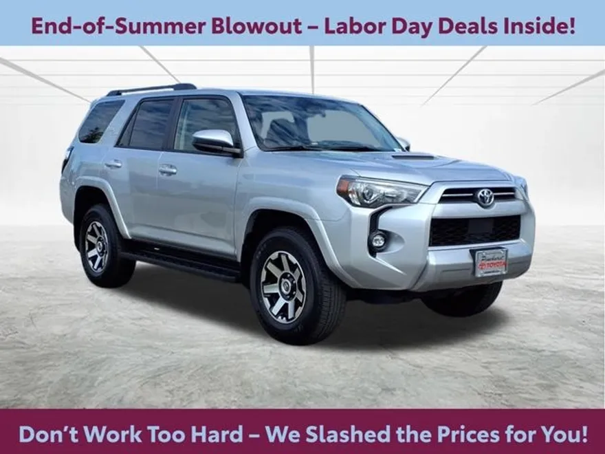 2024 Toyota 4Runner TRD Off-Road photo 1
