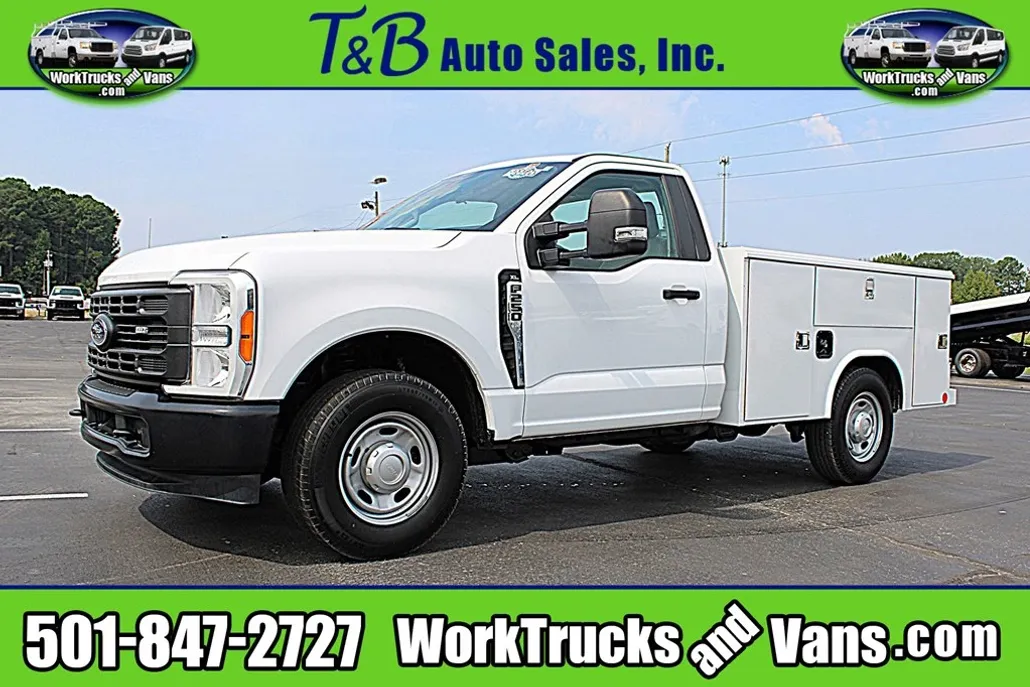 2023 Ford F-250 photo 1