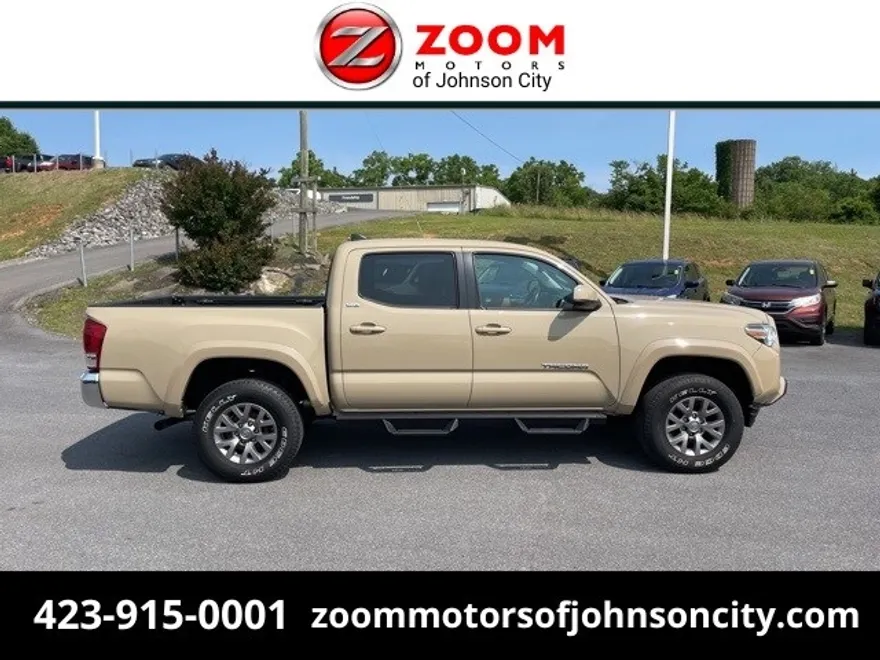 2019 Toyota Tacoma SR5 photo 1