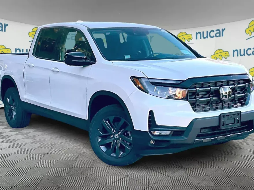 2024 Honda Ridgeline Sport photo 1