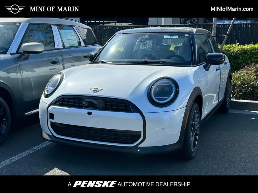2026 Mini Cooper 4 Door Hardtop Iconic photo 1