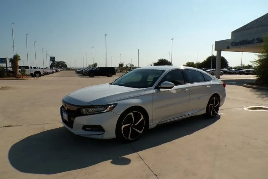 2020 Honda Accord Sport photo 1