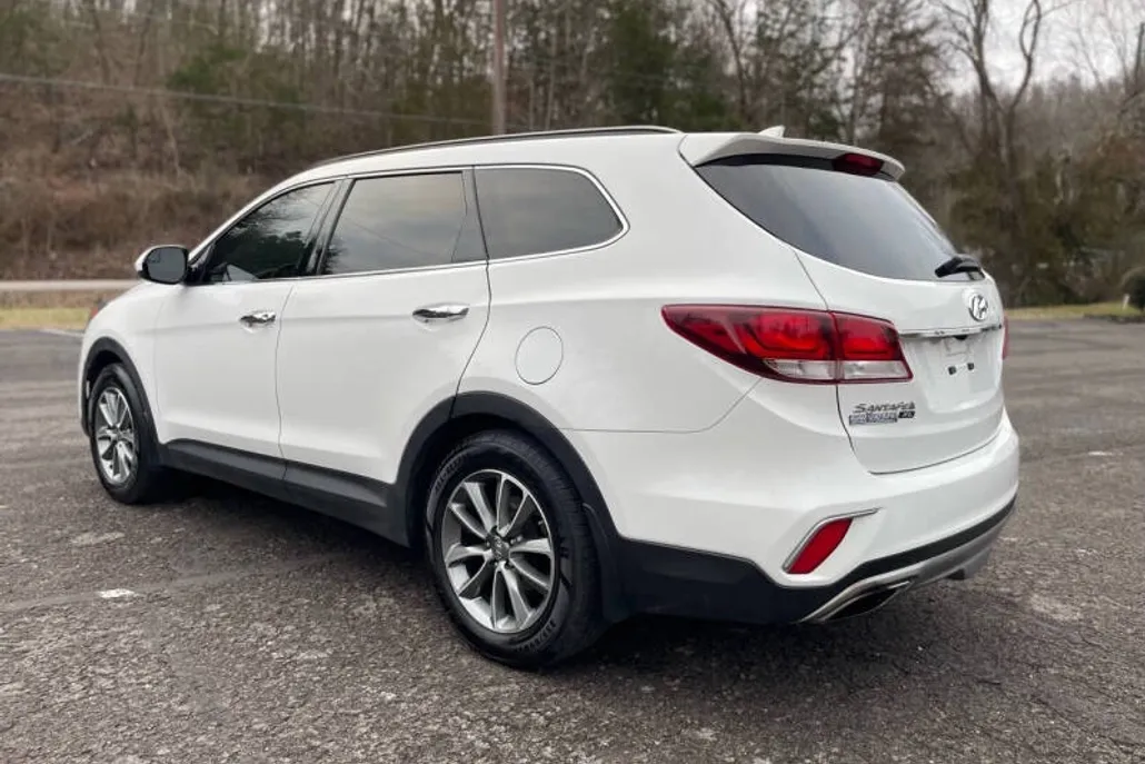 2019 Hyundai Santa Fe XL Base photo 1