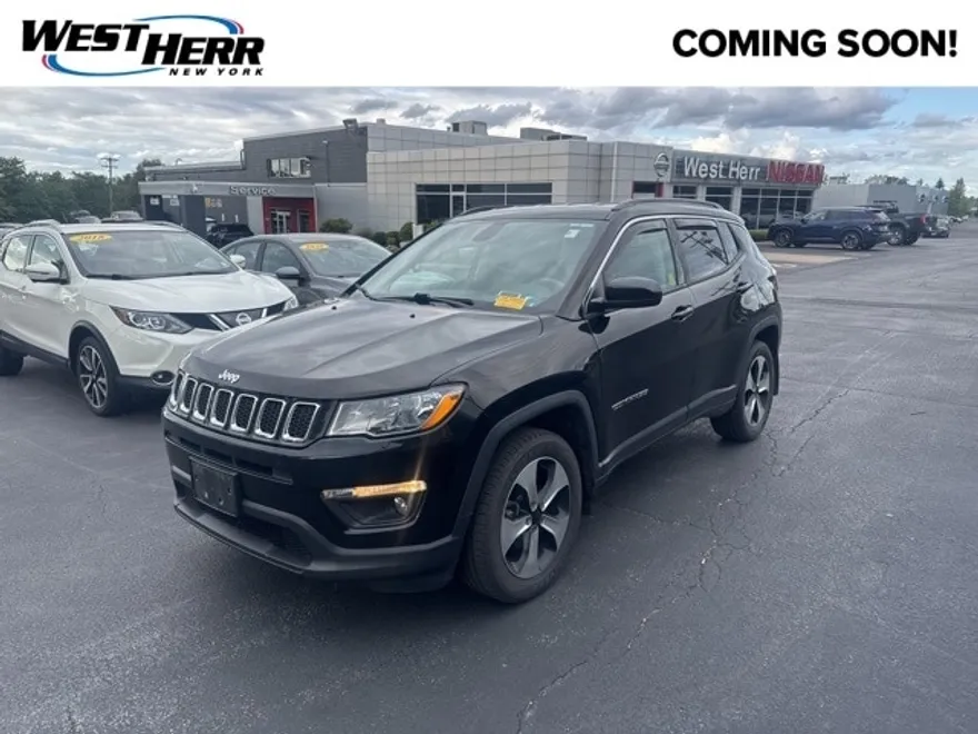 2020 Jeep Compass Latitude photo 1