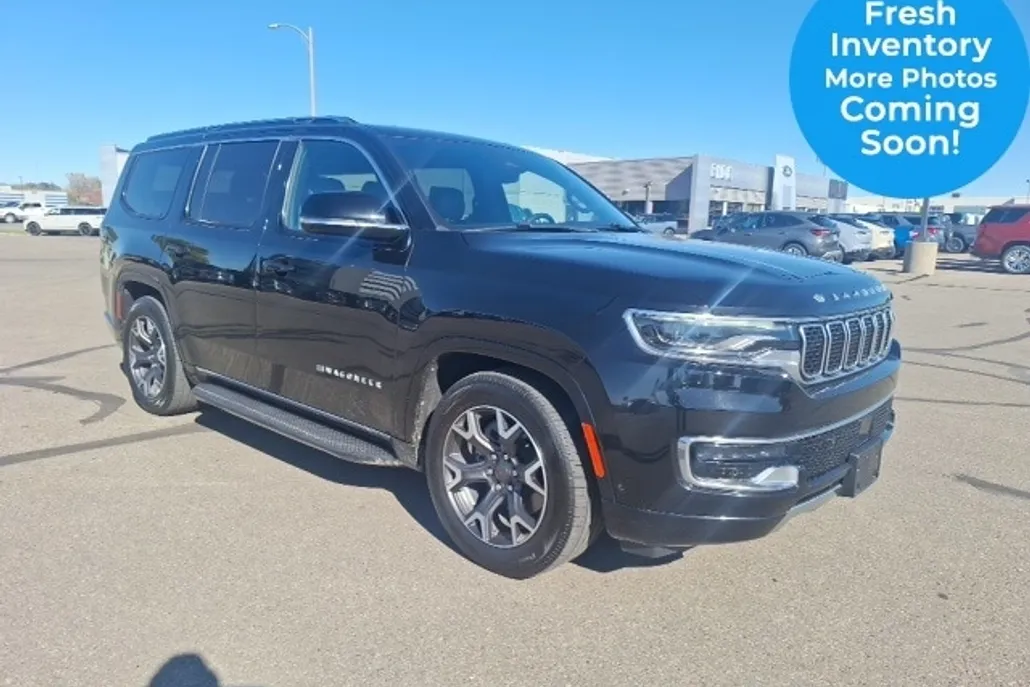 2023 Jeep Wagoneer Series III photo 1