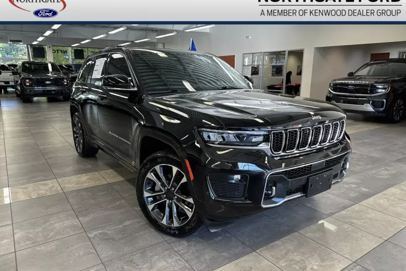 2022 Jeep Grand Cherokee Overland photo 1