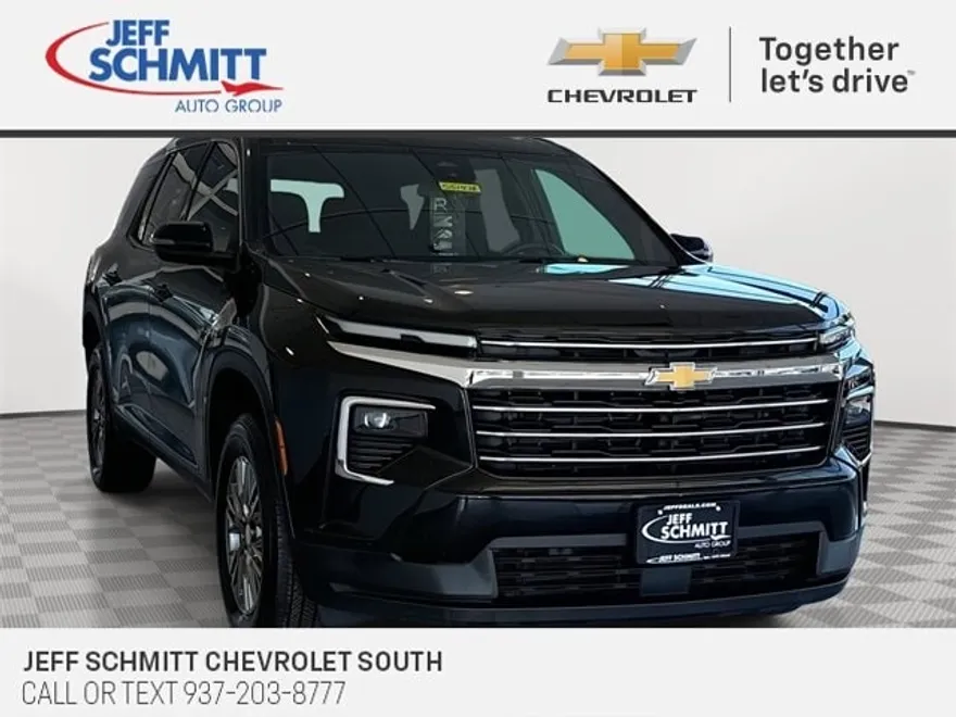 2025 Chevrolet Traverse photo 1
