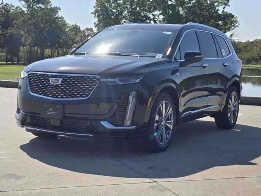 2025 Cadillac XT6 Premium Luxury photo 1