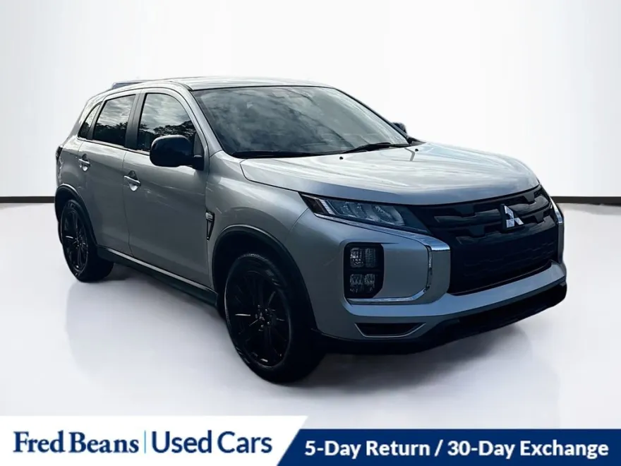 2022 Mitsubishi Outlander Sport ES photo 1