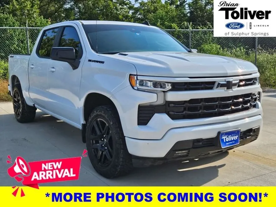 2022 Chevrolet Silverado 1500 RST photo 1