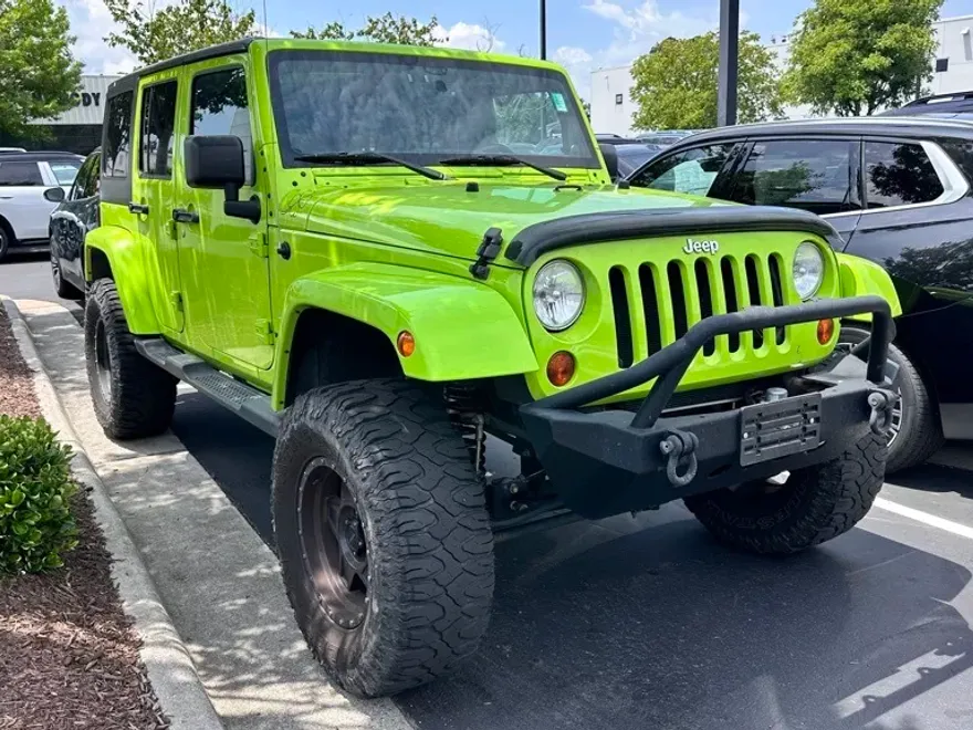2013 Jeep Wrangler Unlimited Sahara photo 1